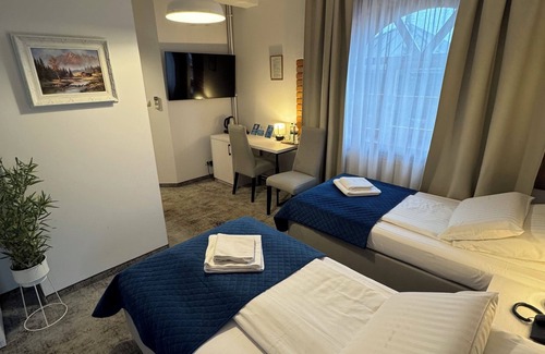Tomaszow Lubelski Hotel | Hotel Staropolski