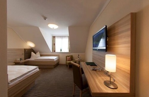 Pfaffenhofen an der Ilm Hotel | Hotel Strasshof