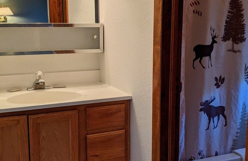 Almont Cabin | Hotel Style Lodge Room w/Kitchenette