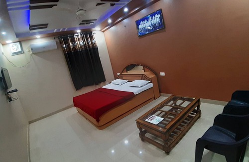 Nahan Hotel | Hotel summer Hill