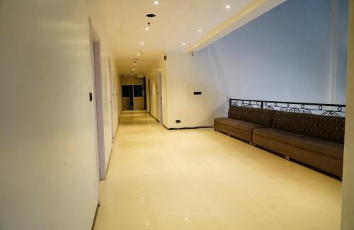 Dahisar East Hotel | Hotel Sun Shine Inn