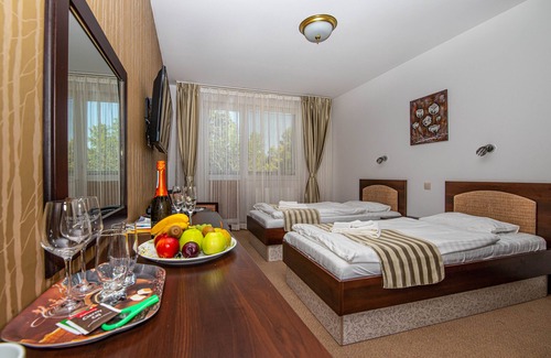 Senec Hotel | Hotel Sun