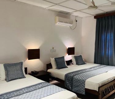 Kataragama Hotel | Hotel Sunflower