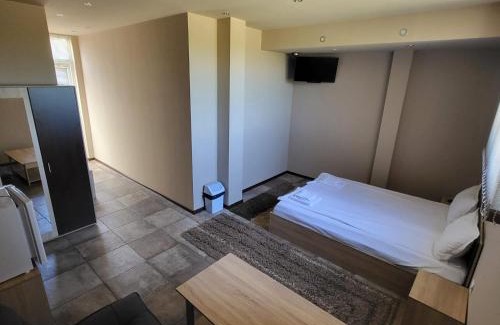 Parvenets Hotel | Hotel Sunrise