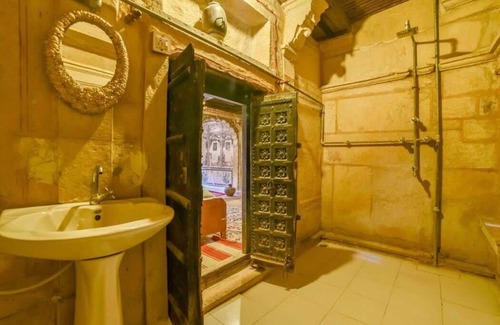 Amar Sagar Pol House | Hotel Suraj A 500 Year Old Haveli