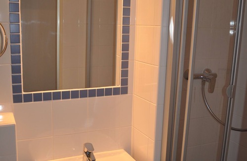 Dolni Pocernice Hotel | Hotel Svornost