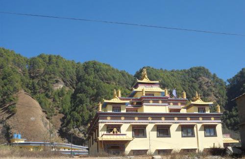 Madhyapur Thimi Apartment | Hotel Swiss