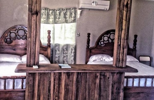 Leogane Hotel | Hotel Taciana