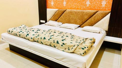 Omkareshwar Hotel | Hotel Tanish