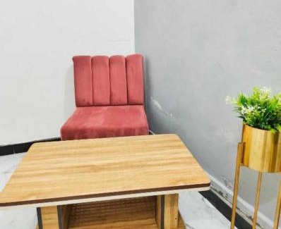 Bhubaneshwar House | Hotel Temple City Near Station