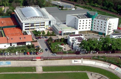Prostejov Hotel | Hotel Tennis Club