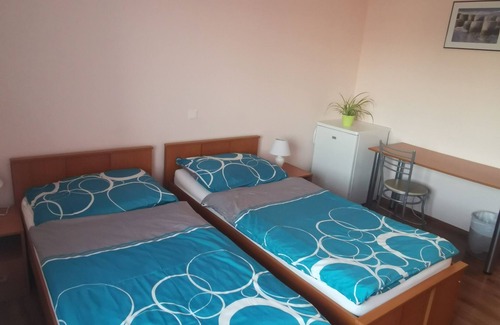 Maria Lanzendorf Hotel | Hotel & Tenniscenter Khail