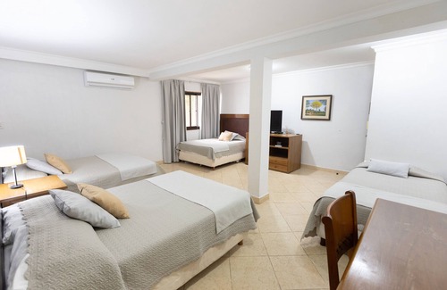 Lambare Hotel | Hotel Terrazas Vista Verde