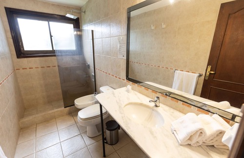 Lambare Hotel | Hotel Terrazas Vista Verde