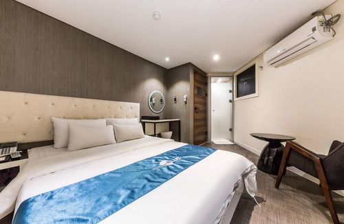Cheonho-dong Hotel | Hotel The Blue Cheonho