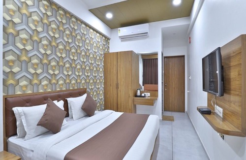 Mahesana Hotel | Hotel The Global Point