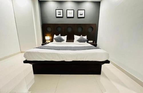 Fatehabad Hotel | Hotel The Golden Globle