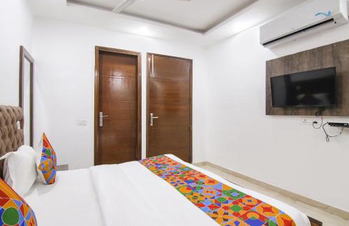 Chhatarpur Hotel | Hotel The Premium Villa