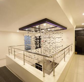 Ahmednagar Hotel | Hotel The White House