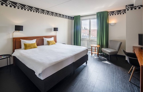 Zeist Hotel | Hotel Theater Figi