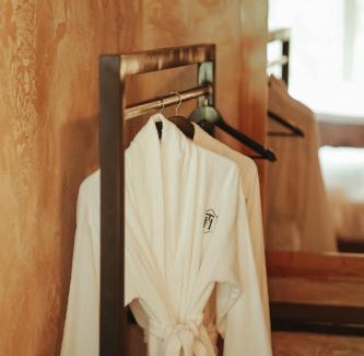Shale Hotel | Hotel Thethi