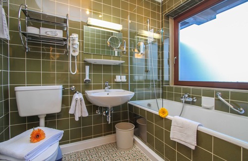 Waidring Hotel | Hotel Tiroler ADLER Bed & Breakfast