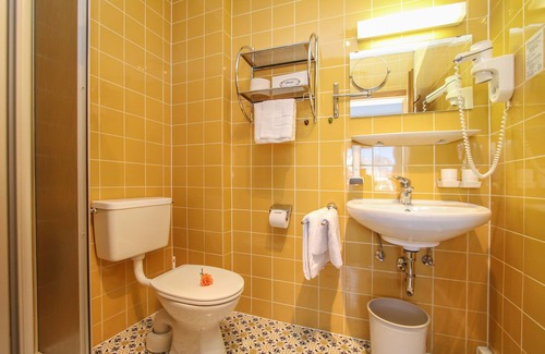 Waidring Hotel | Hotel Tiroler ADLER Bed & Breakfast