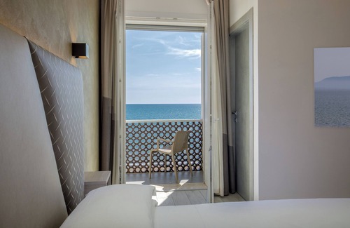 Lido di Capo Portiere Hotel | Hotel Tirreno