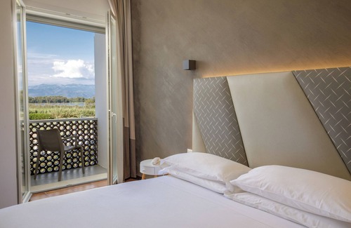 Lido di Capo Portiere Hotel | Hotel Tirreno