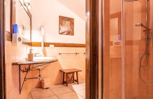 Trevi Hotel | HOTEL TREVI