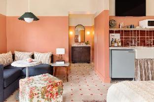 Mid Beach Apartment | Hotel Trouvail Miami Beach