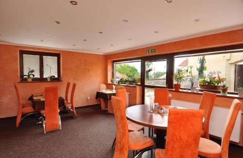 Pisek Hotel | Hotel U Zlatého býka
