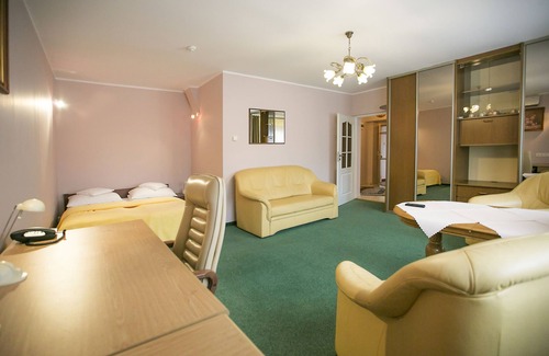 Bielsk Podlaski Hotel | Hotel Unibus