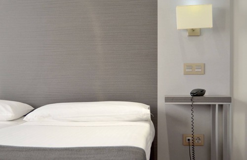 Arroyo de la Vega Hotel | Hotel UVE Alcobendas