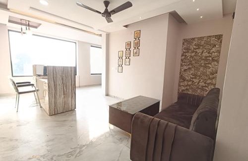 Nakodar Hotel | Hotel V