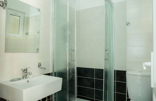 Velipoje Hotel | Hotel Valz