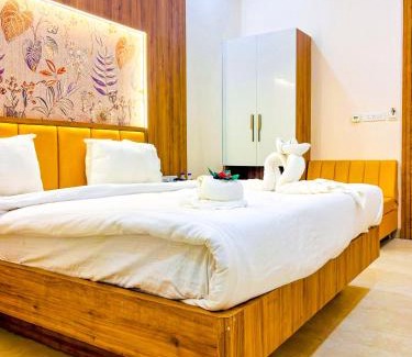 Sohagpur Hotel | Hotel Vatika Inn