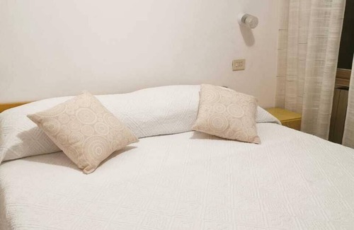 Lizzano in Belvedere Hotel | hotel Veles