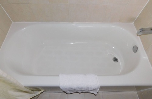 Monmouth Junction Hotel | Hotel Vicenza