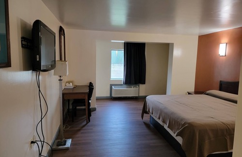 Monmouth Junction Hotel | Hotel Vicenza