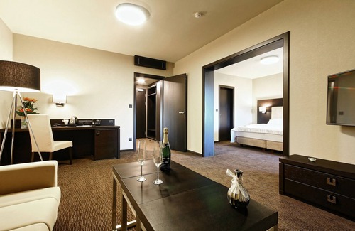 Popuvky Hotel | Hotel Victory