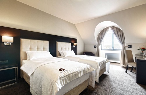 Popuvky Hotel | Hotel Victory