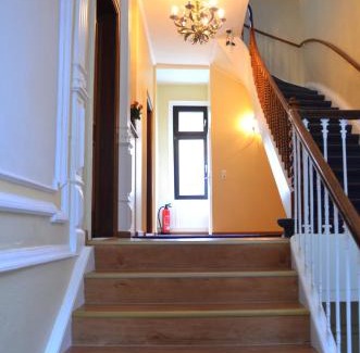 Bad Homburg v.d. Hoehe House | Hotel Villa Kisseleff
