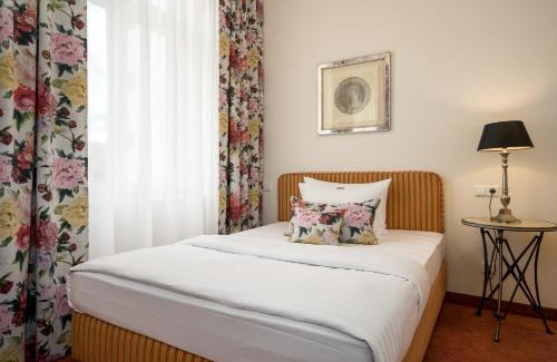 Neustrelitz Hotel | Hotel Villa am Stadthafen