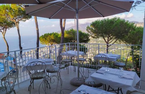 Priora Hotel | Hotel Villa Fiorita
