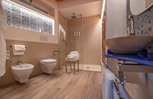 Torri del Benaco Hotel | Hotel Villa Leopardi 4S - Adult only