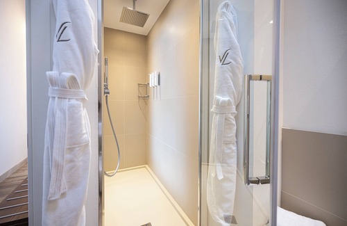 Torri del Benaco Hotel | Hotel Villa Leopardi 4S - Adult only