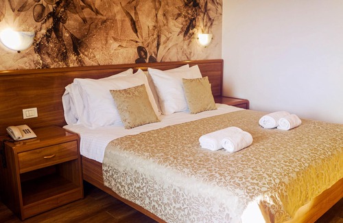 Peroj Hotel | Hotel Villa Letan