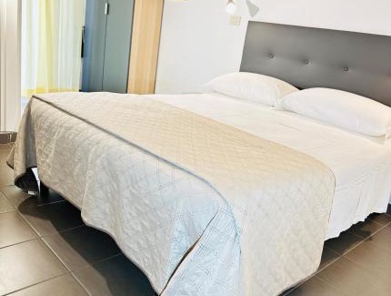 Torre Pedrera Hotel | Hotel Villa Perazzini