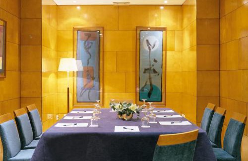 Cami Fondo Hotel | Hotel Villacarlos
